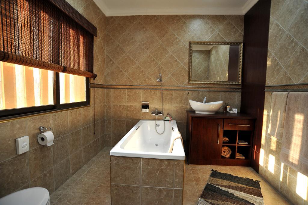 Sunset Manor Guest House Почефструм Экстерьер фото