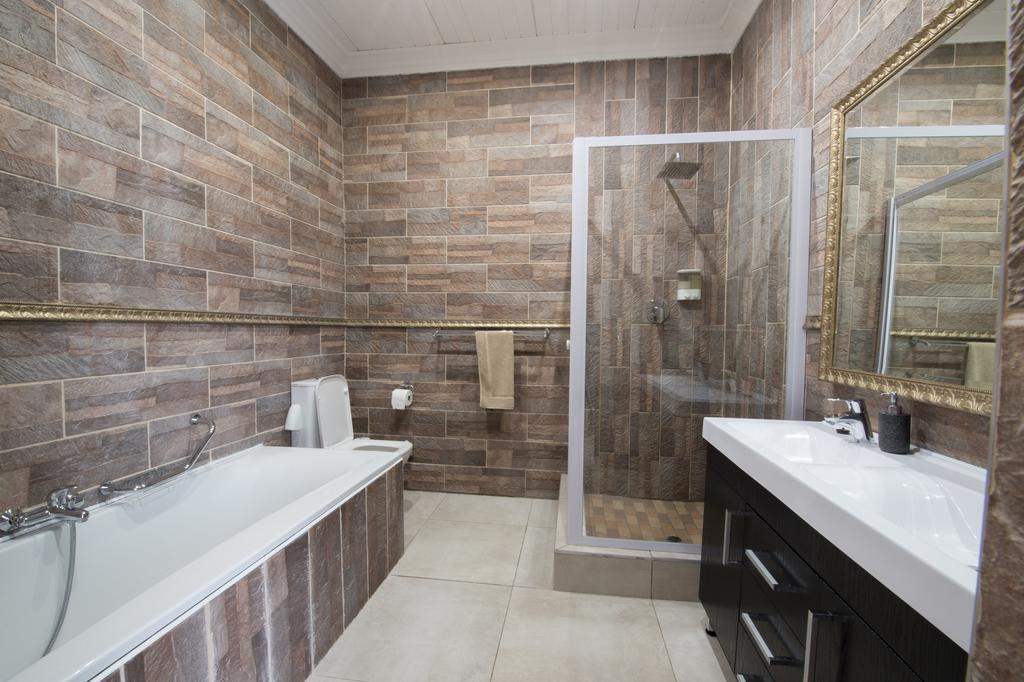 Sunset Manor Guest House Почефструм Экстерьер фото